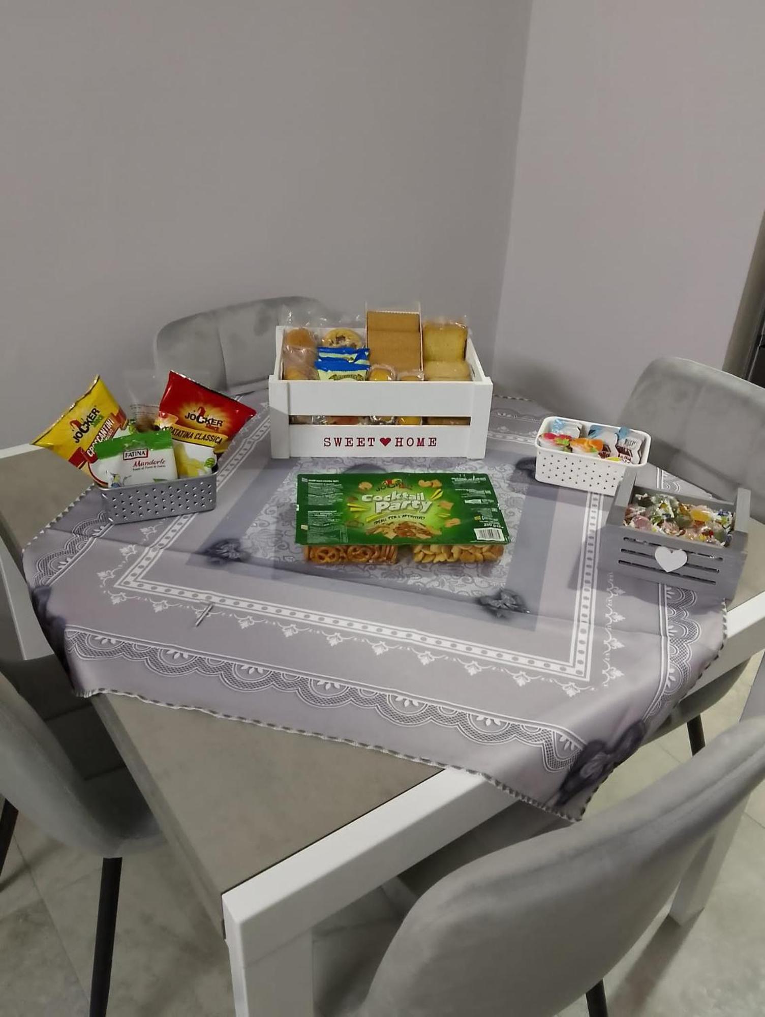 Mary House Napoli Centro Apartment Bagian luar foto